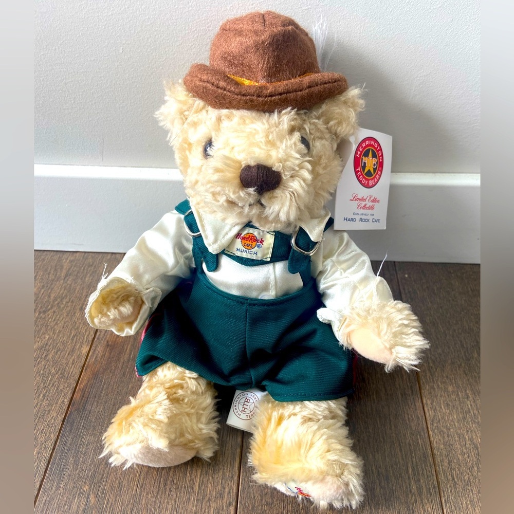 Herrington Hard Rock Cafe Munich Teddy Bear Stuffed Animal 2003 Lederhosen Rare